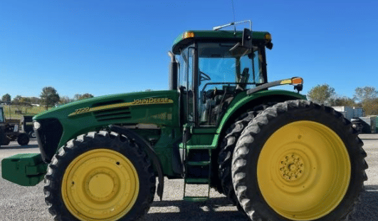 Main image John Deere 7720
