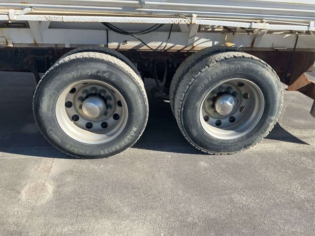 Image of International 9200i equipment image 1