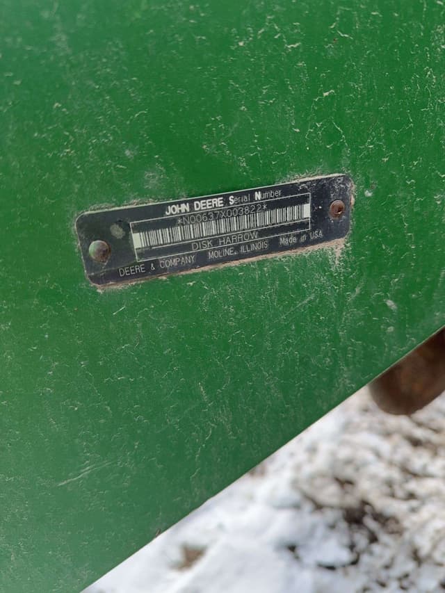 Image of John Deere 637 equipment image 4
