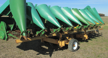 Main image John Deere 893