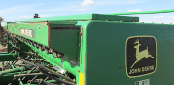Main image John Deere 750