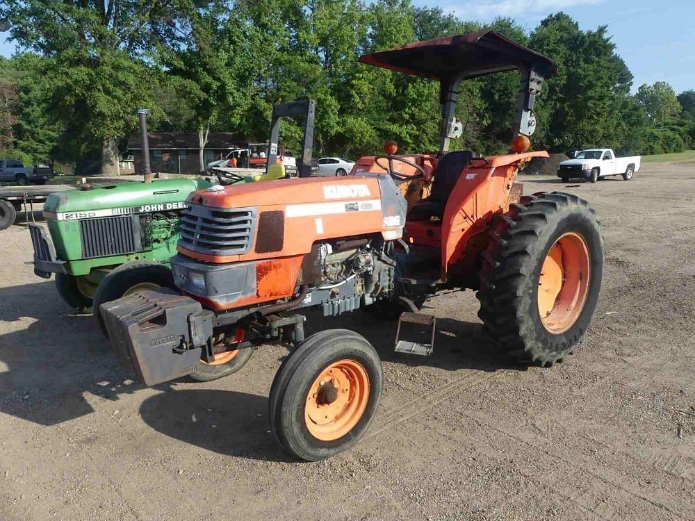 Image of Kubota M4800 Primary image