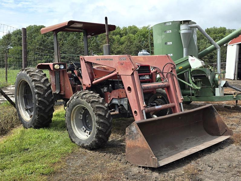 Image of Case IH 885 Primary image