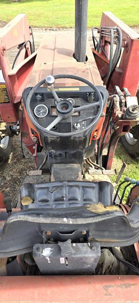 Image of Case IH 885 equipment image 4