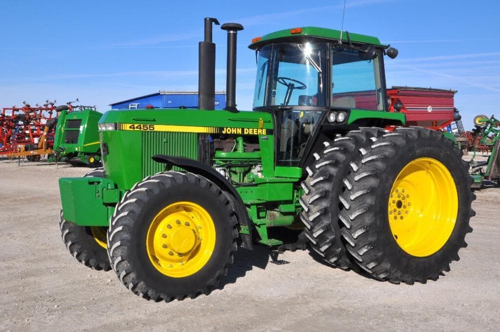 1992 John Deere 4455 Tractors 100 to 174 HP for Sale | Tractor Zoom