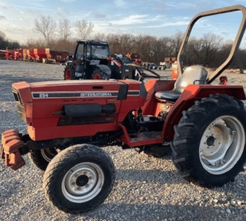 Main image International Harvester 254