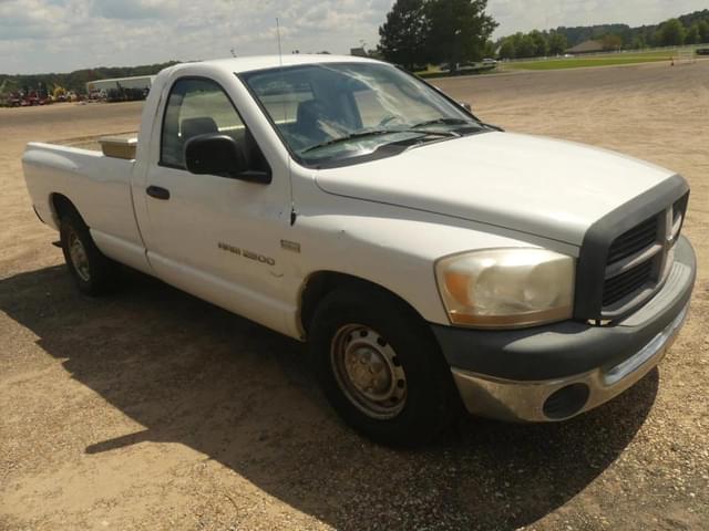 Image of Dodge Ram 2500 equipment image 1