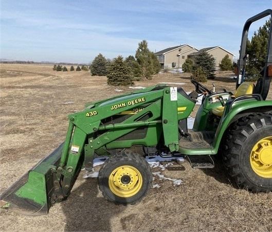 Main image John Deere 4300