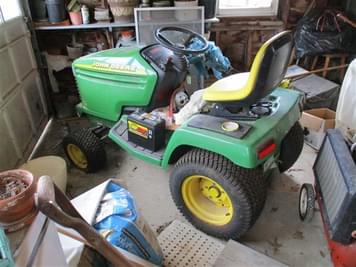 Main image John Deere 345