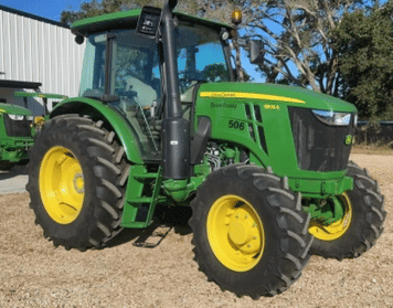 Main image John Deere 6105E