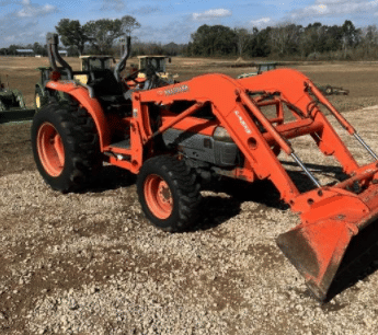 Main image Kubota L3130