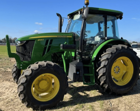 Main image John Deere 6105E
