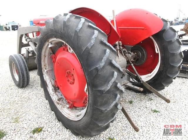 Image of Massey Ferguson 50 equipment image 2