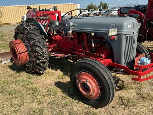 Image of Ford 8N equipment image 2