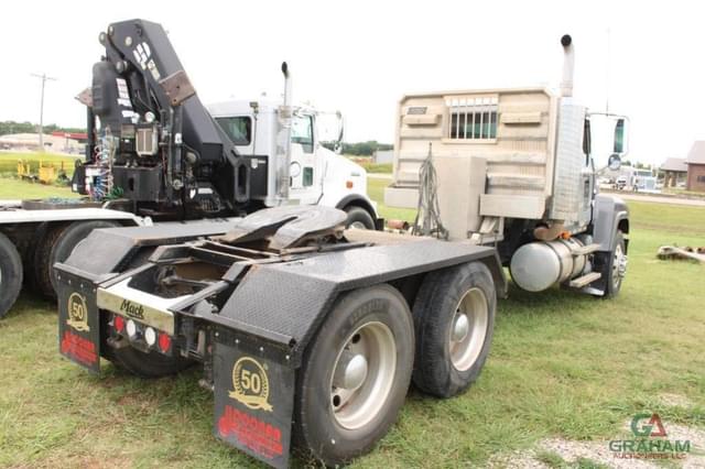Image of Mack CHU613 equipment image 2