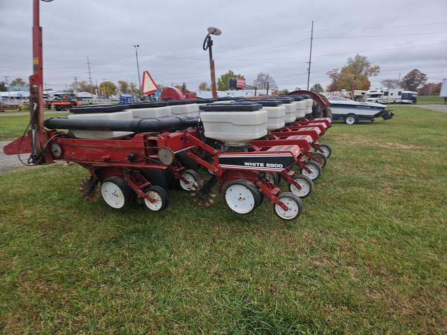 Image of White 6100 equipment image 2