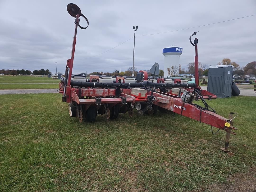 Image of White 6100 Primary image