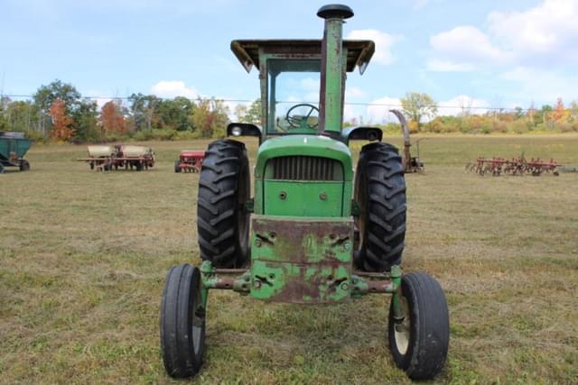 Image of John Deere 4320 equipment image 2