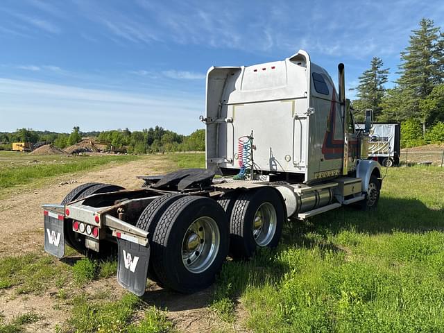 Image of Western Star 4900 equipment image 4