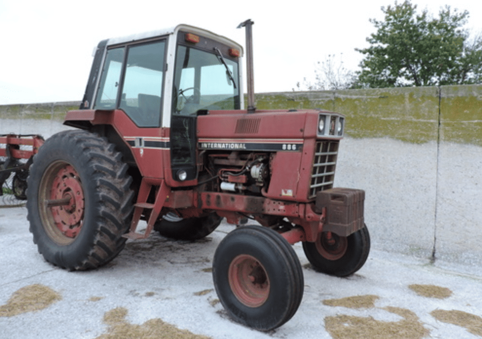 Main image International Harvester 886