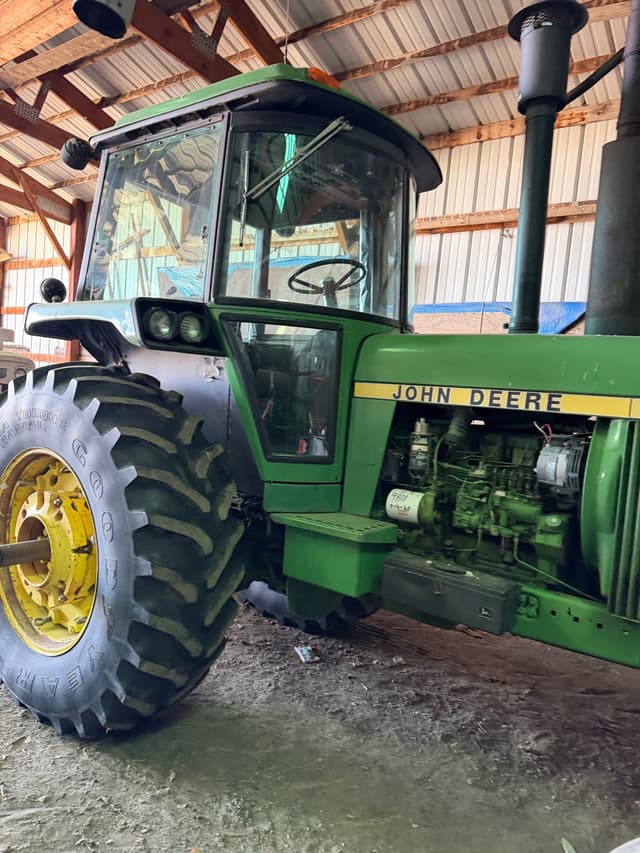 Image of John Deere 4440 equipment image 3