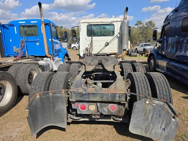 Image of Mack CX612 equipment image 4