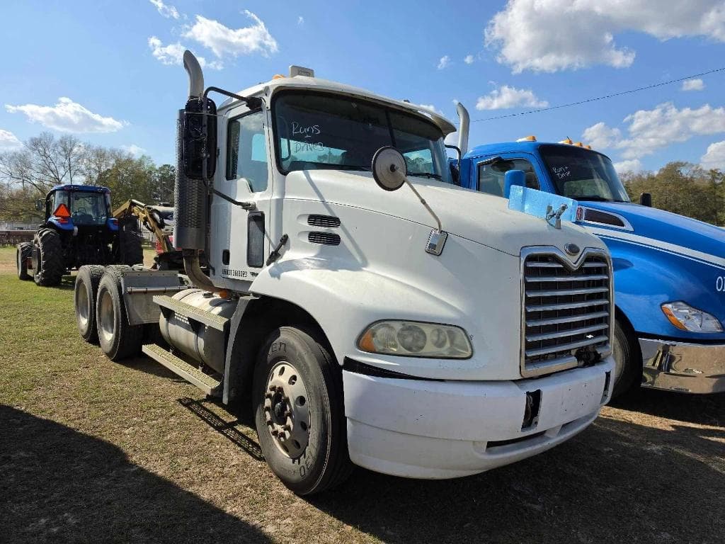 Image of Mack CX612 Primary image