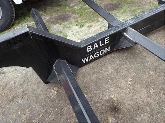 Image of Bale Wagon 625 equipment image 2