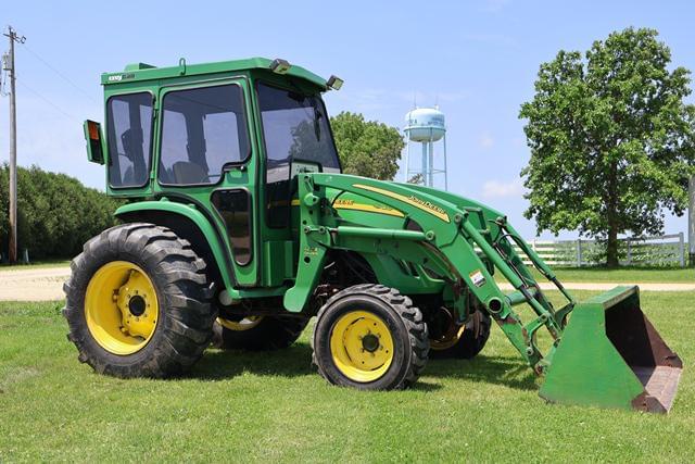 Image of John Deere 4720 equipment image 1