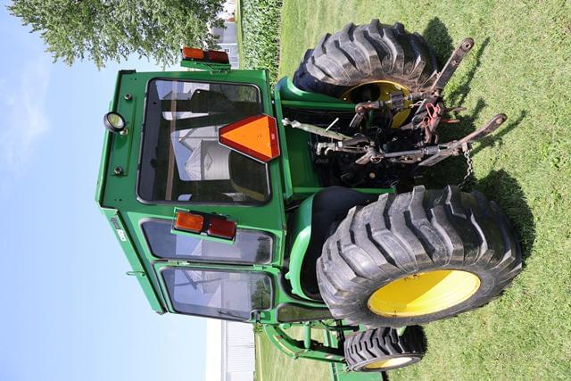 Image of John Deere 4720 equipment image 4