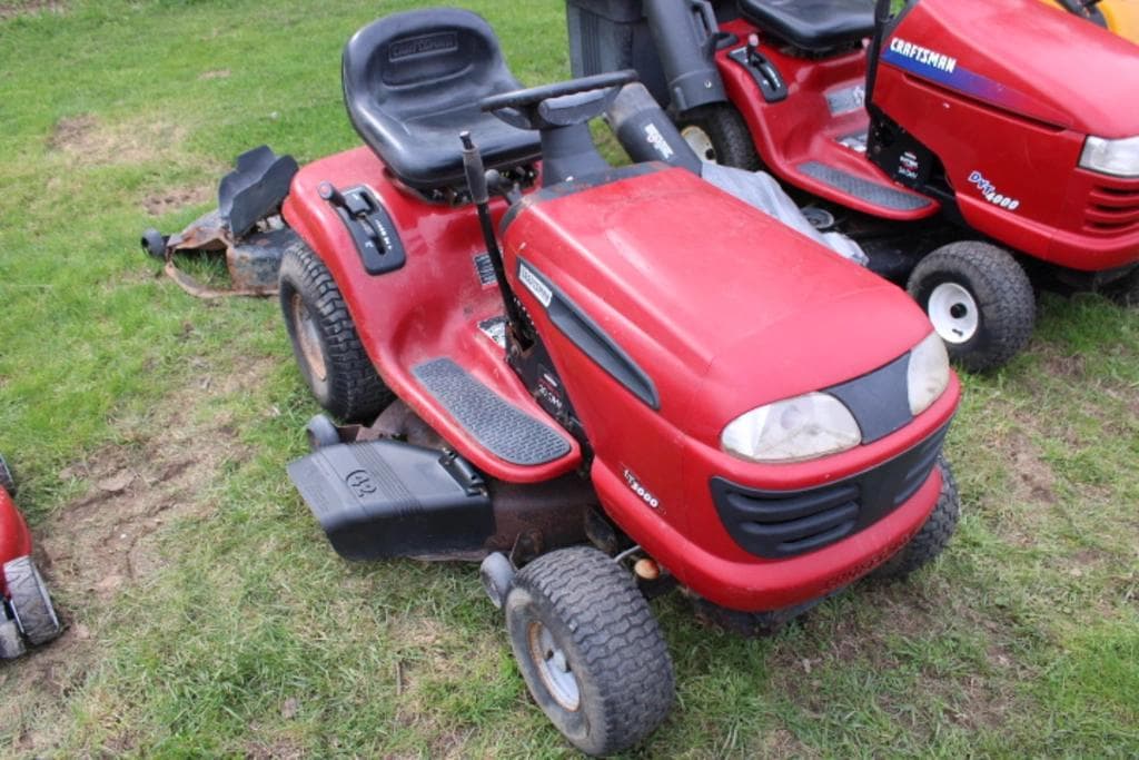 Image of Craftsman LT3000 Image 0