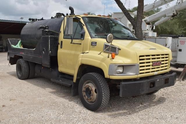 Image of GMC C5500 equipment image 1