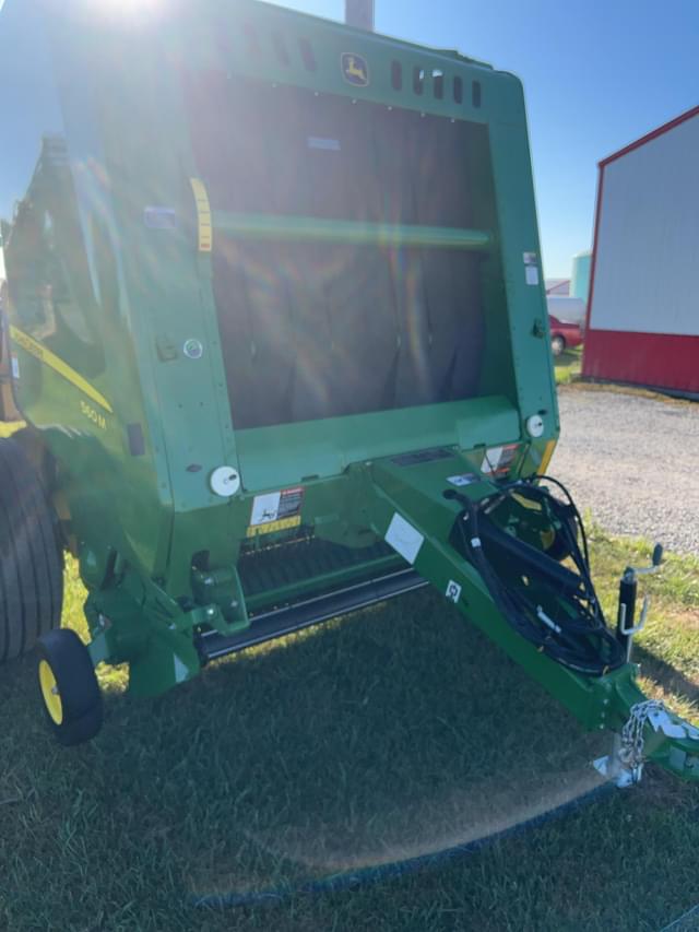 Image of John Deere 560M equipment image 3