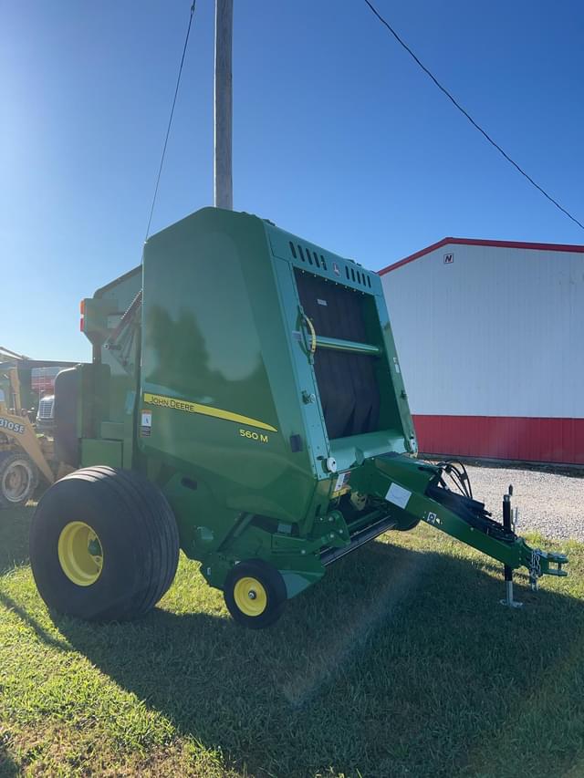 Image of John Deere 560M equipment image 1