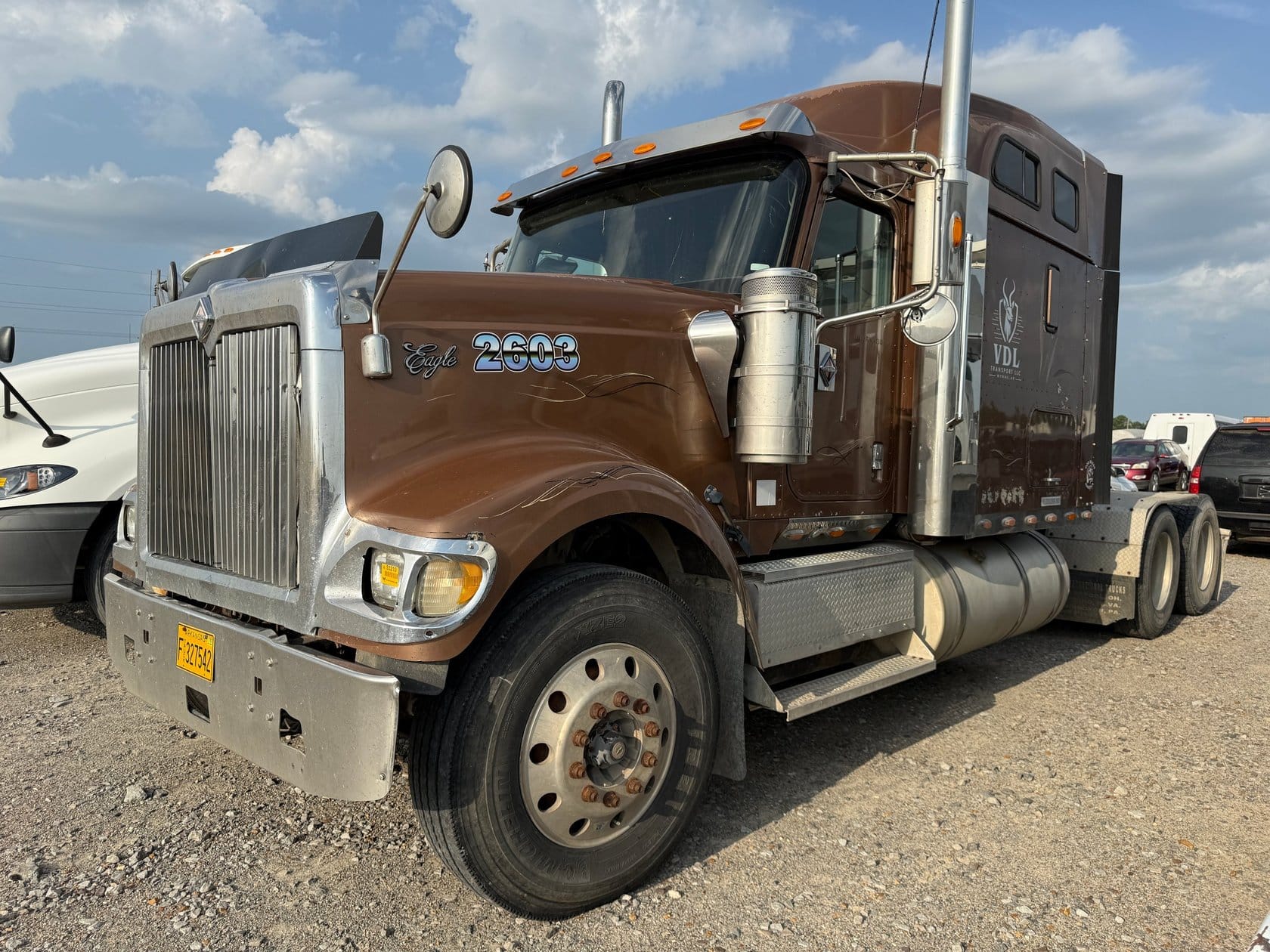 2007 International 9900I Equipment Image0