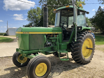 Main image John Deere 4430