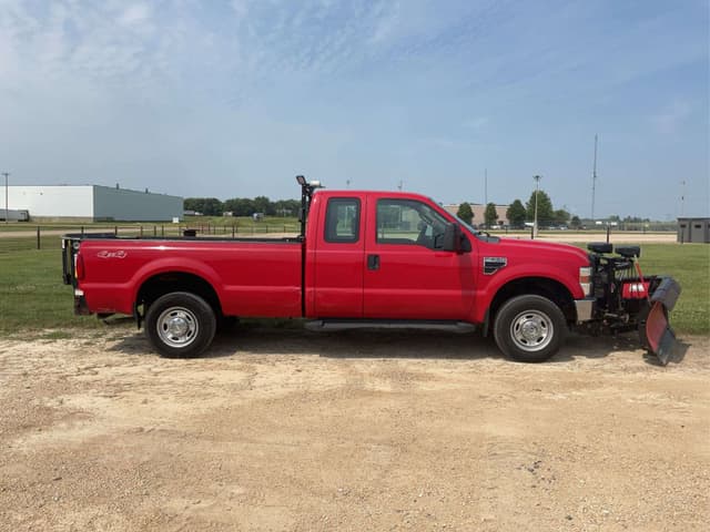 Image of Ford F-250 equipment image 4