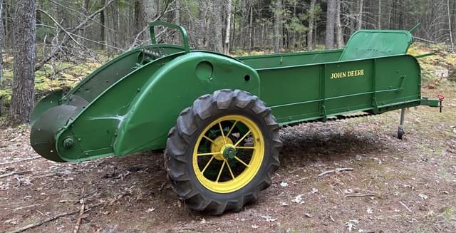 Image of John Deere H equipment image 4