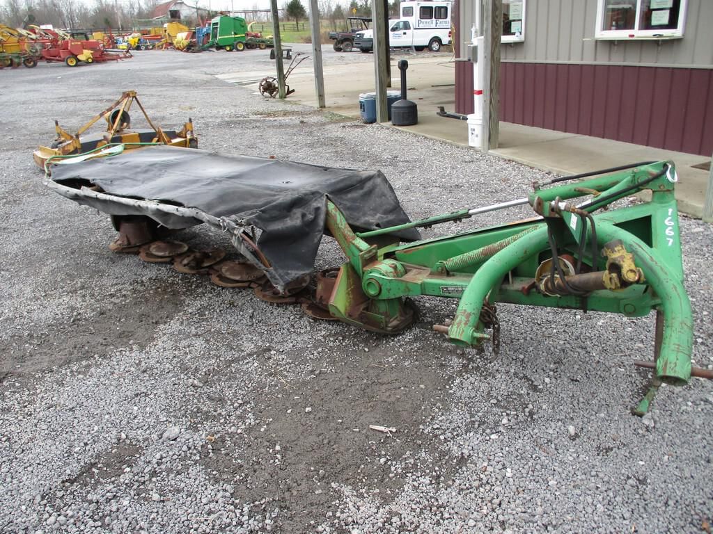 Main image John Deere 260