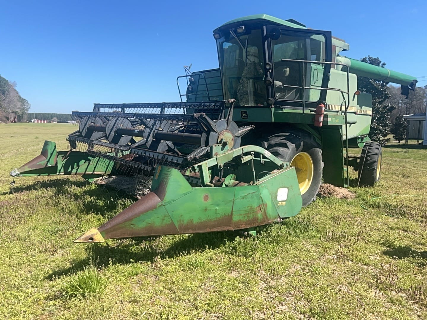 John Deere 7720 Titan II Equipment Image0