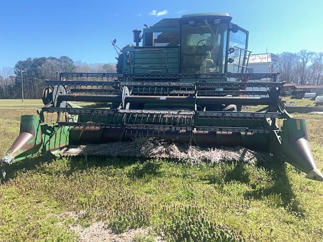 Image of John Deere 7720 Titan II equipment image 2