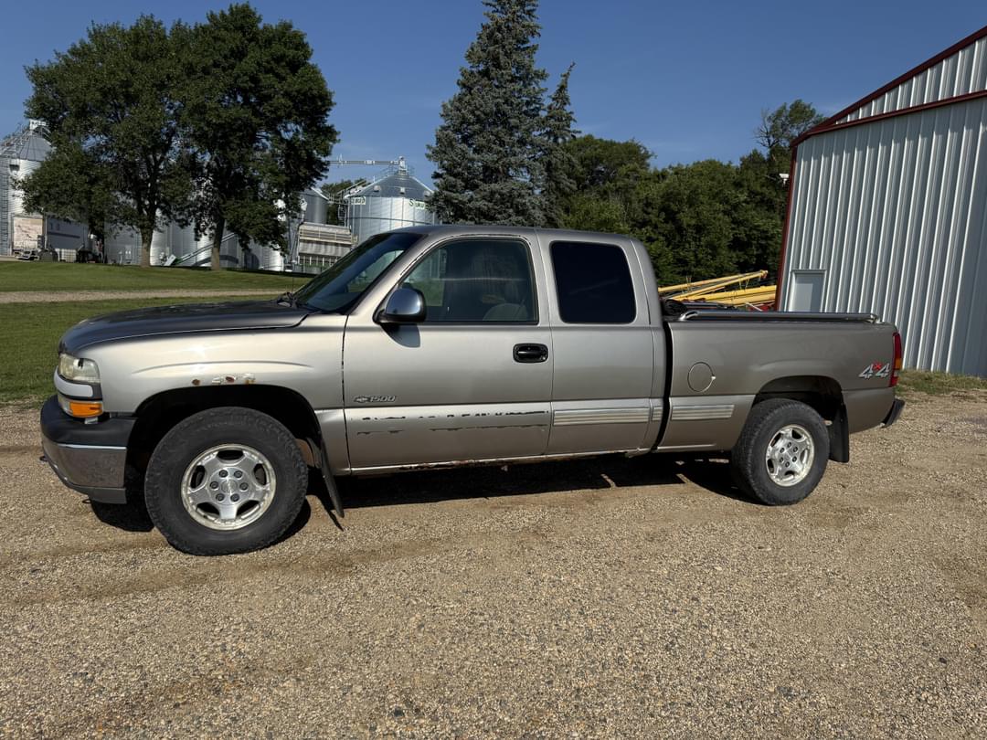 Image of Chevrolet 1500 Primary image