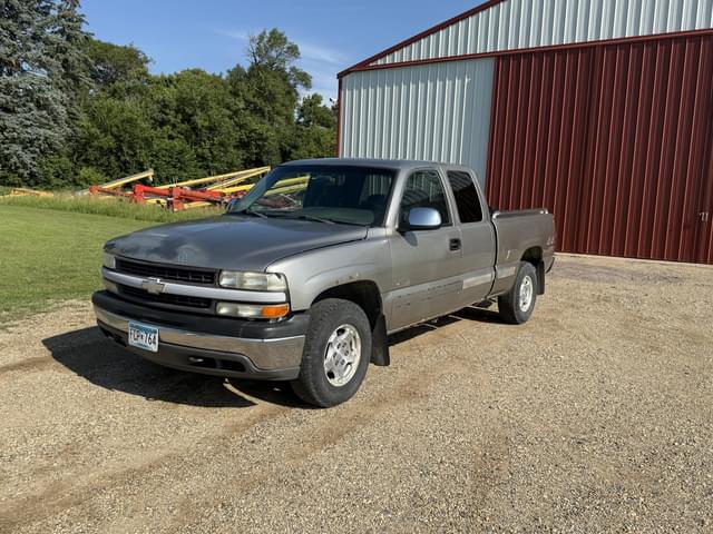 Image of Chevrolet 1500 equipment image 1