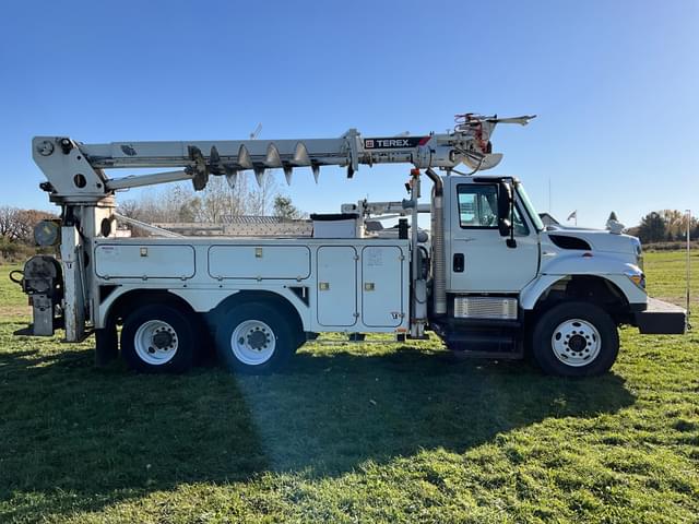 Image of International SF625 equipment image 3