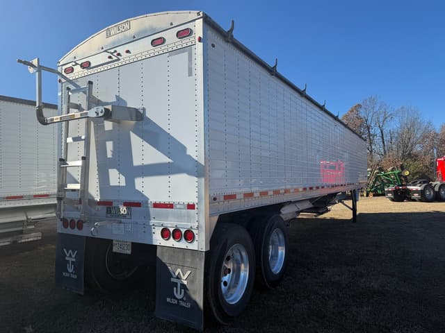 Image of Wilson Pacesetter equipment image 2