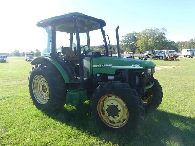 Image of John Deere 5420 equipment image 1