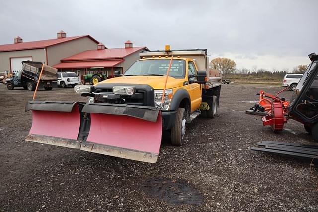 Image of Ford F-450 equipment image 1