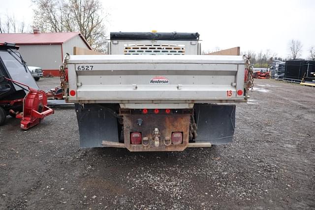 Image of Ford F-450 equipment image 4