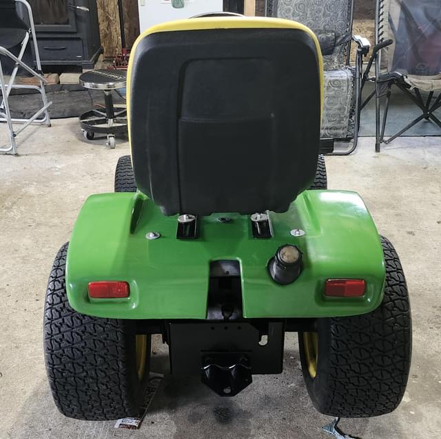 Image of John Deere 300 equipment image 3