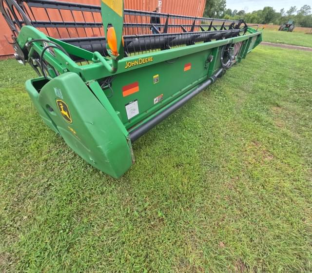 Image of John Deere 635 equipment image 4
